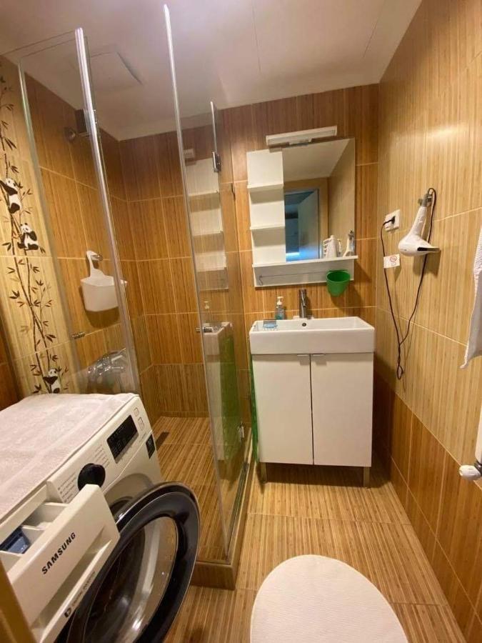 Апартаменти Velence Spa Apartman Веленце