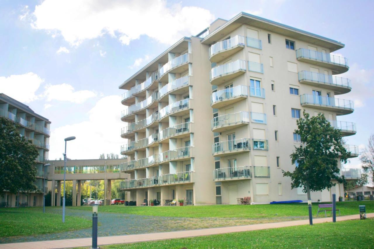 Velence Spa Apartman Веленце